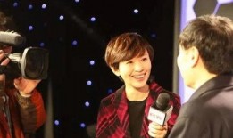 李萱最新爆料新闻联播在线观看,揭秘新闻联播幕后故事，在线观看精彩瞬间